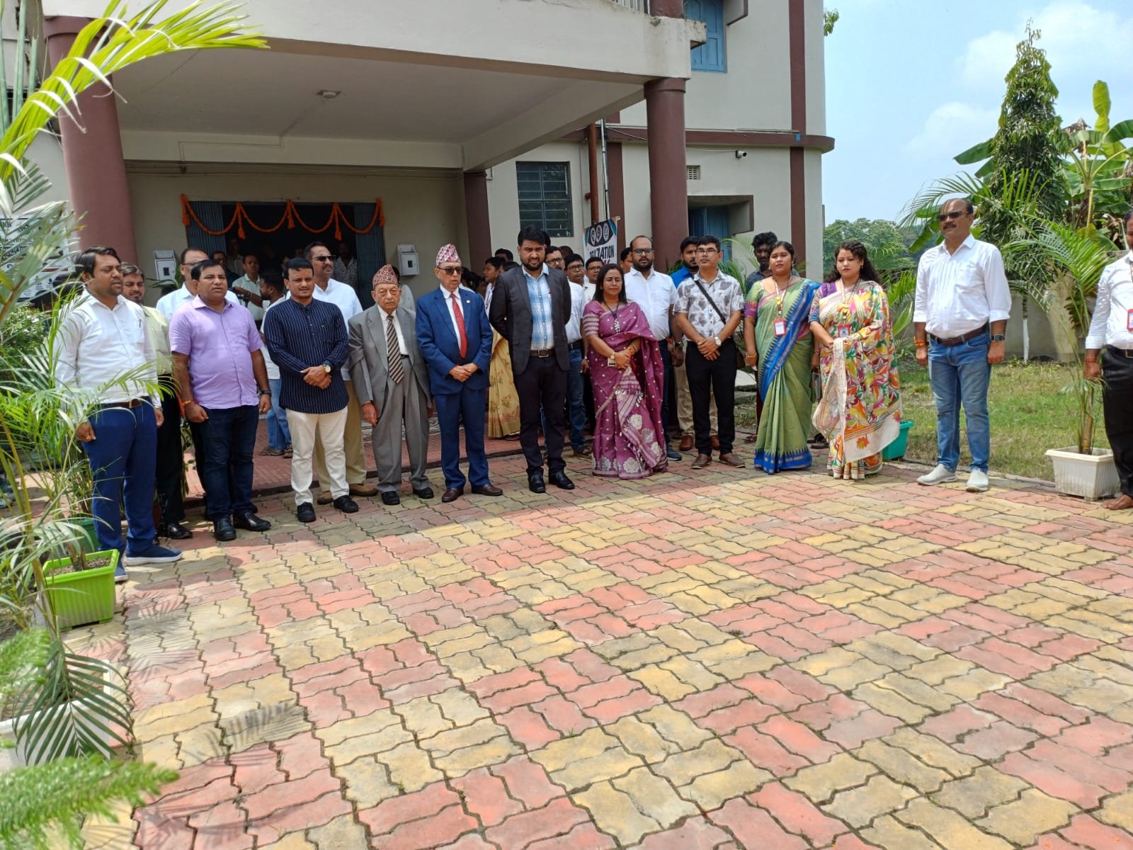 Chief Guests and Dignitaries arriving for the International Seminar